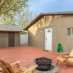 Your Downtown Studio With All Amenities Unit B