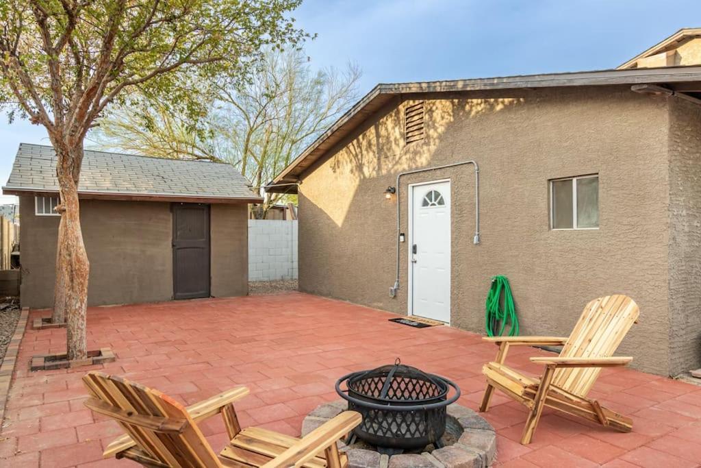 Your Downtown With Amenities Unit B Phoenix